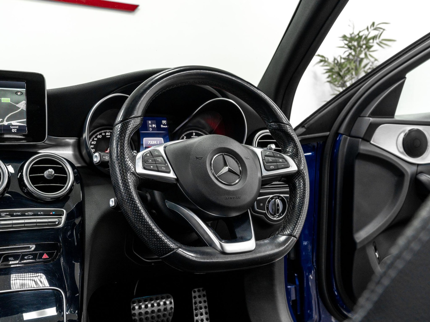 Used Mercedes-Benz C Class 2017 for sale - 77425783: Photo 21