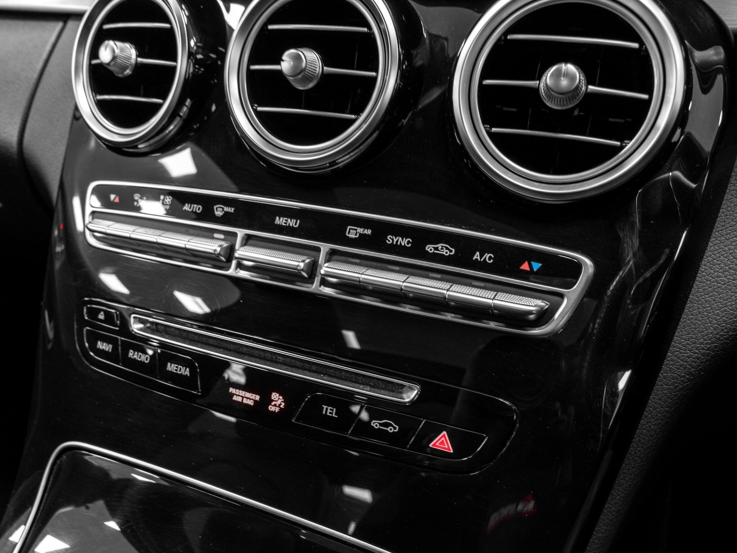 Used Mercedes-Benz C Class 2017 for sale - 77425783: Photo 43