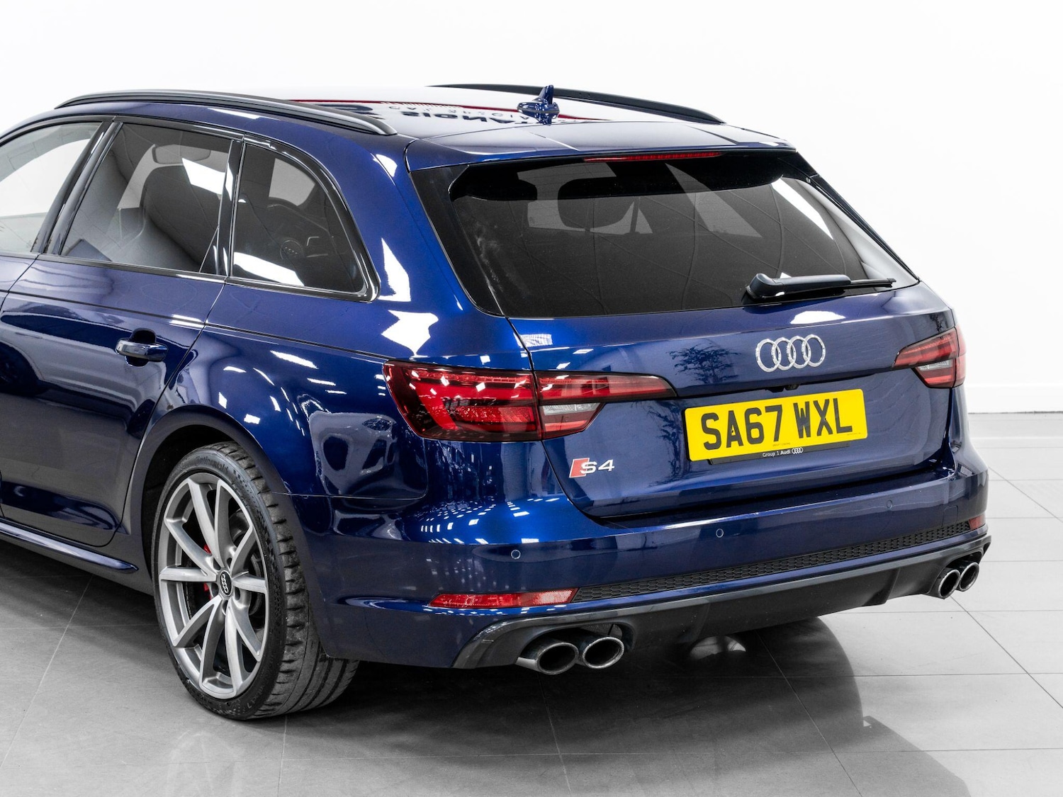 Used Audi S4 Avant 2017 for sale - 77074575: Photo 12