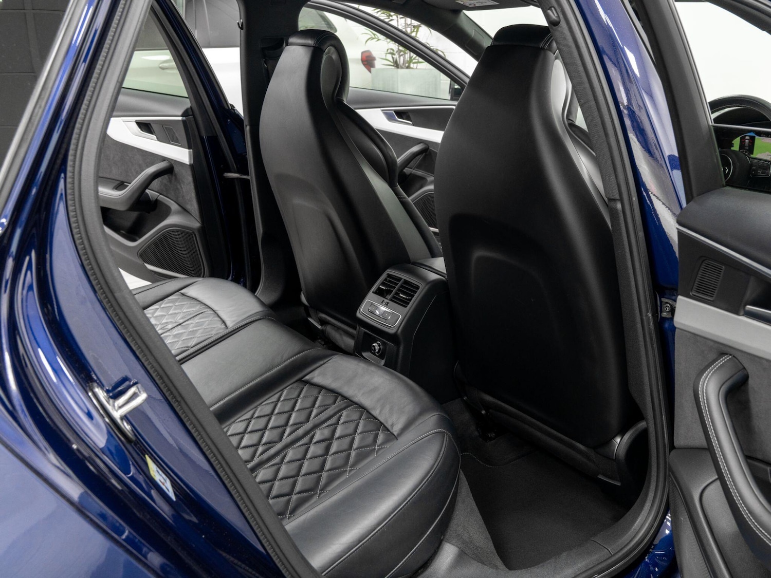 Used Audi S4 Avant 2017 for sale - 77074575: Photo 23