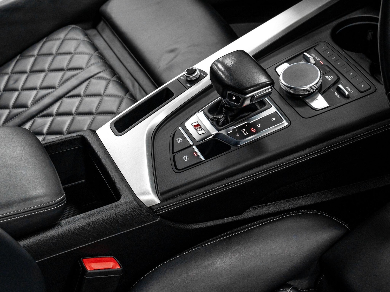 Used Audi S4 Avant 2017 for sale - 77074575: Photo 41