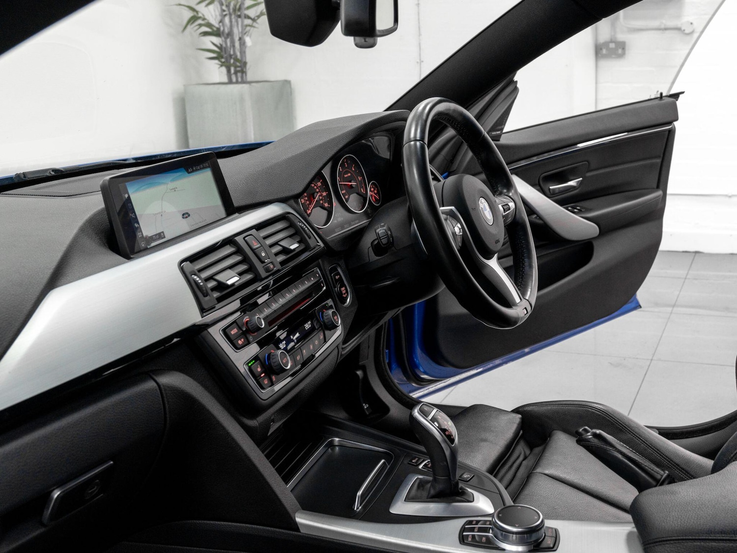 Used BMW 4 Series 2017 for sale - 77549468: Photo 29