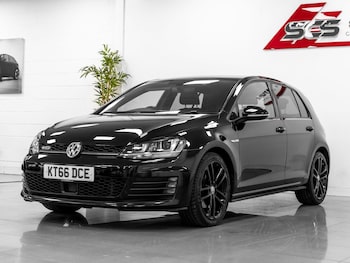 Used Volkswagen Golf 2017 for sale - 75949382: Photo