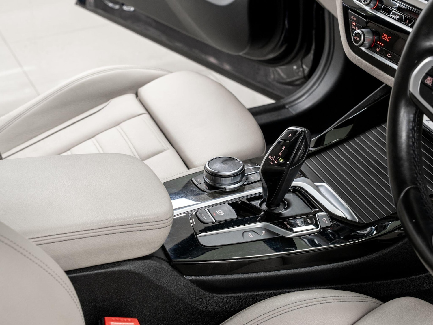 Used BMW X3 2018 for sale - 76538177: Photo 41