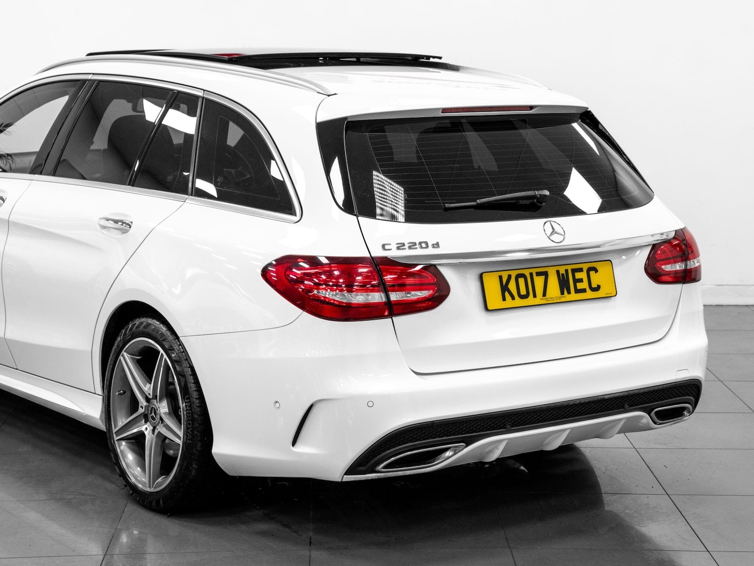 Used Mercedes-Benz C Class 2017 for sale - 76824739: Photo 12