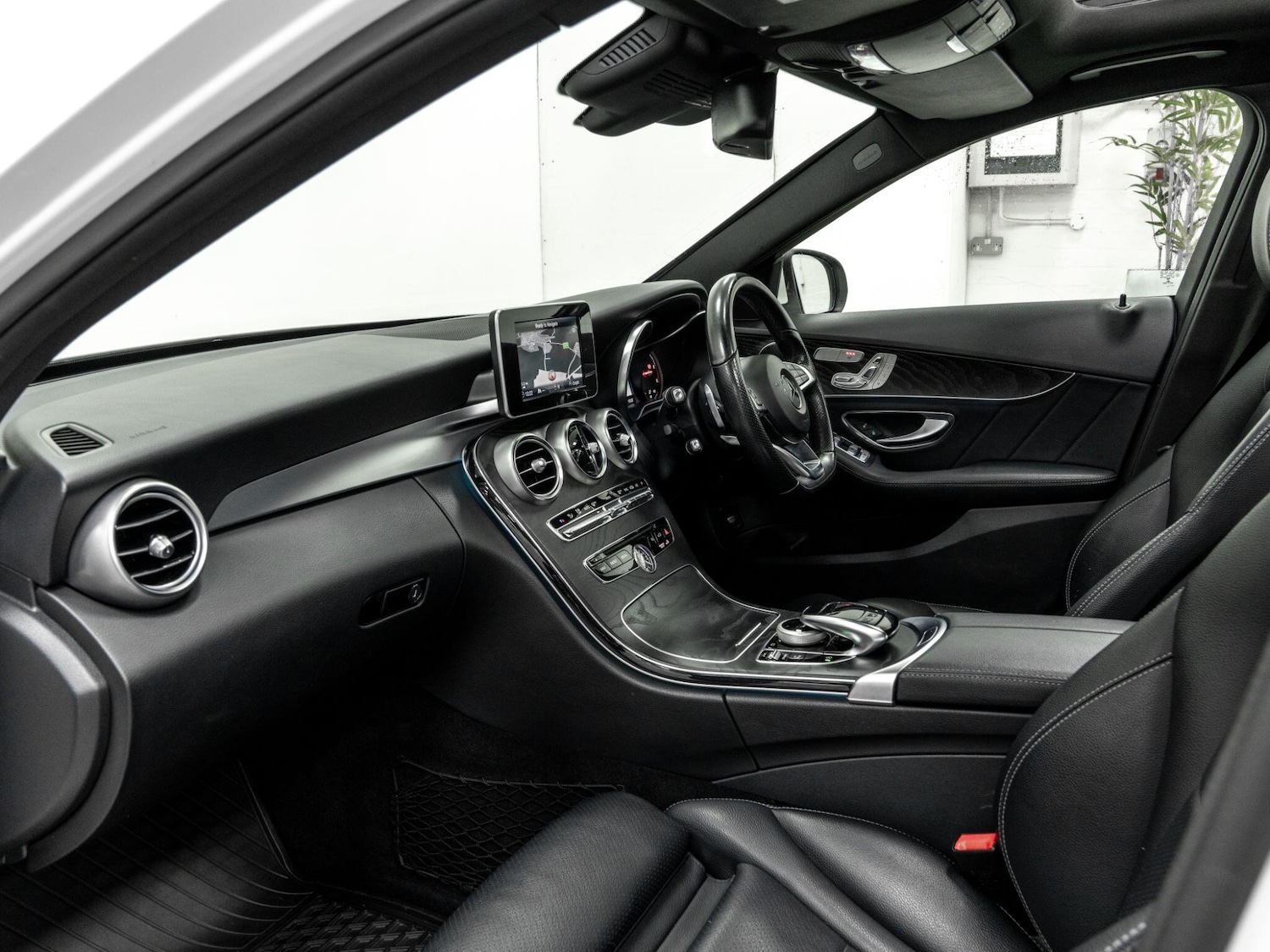 Used Mercedes-Benz C Class 2017 for sale - 76824739: Photo 21