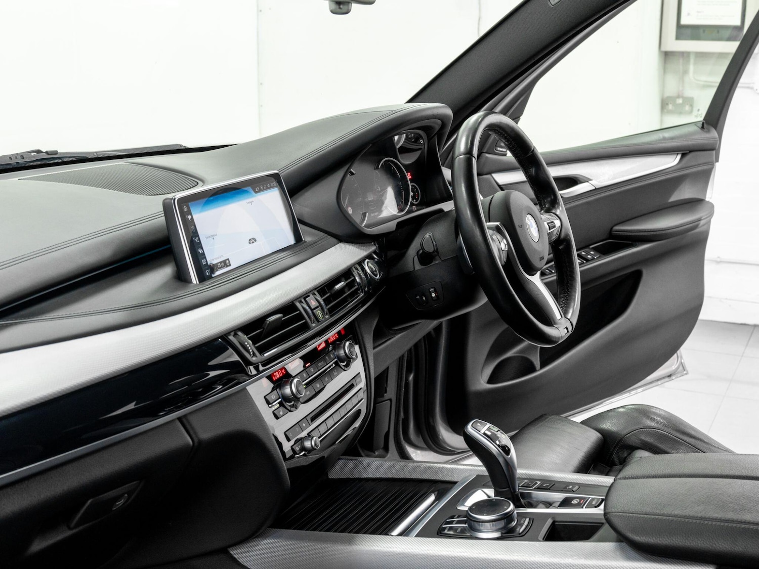 Used BMW X5 2017 for sale - 76666705: Photo 40