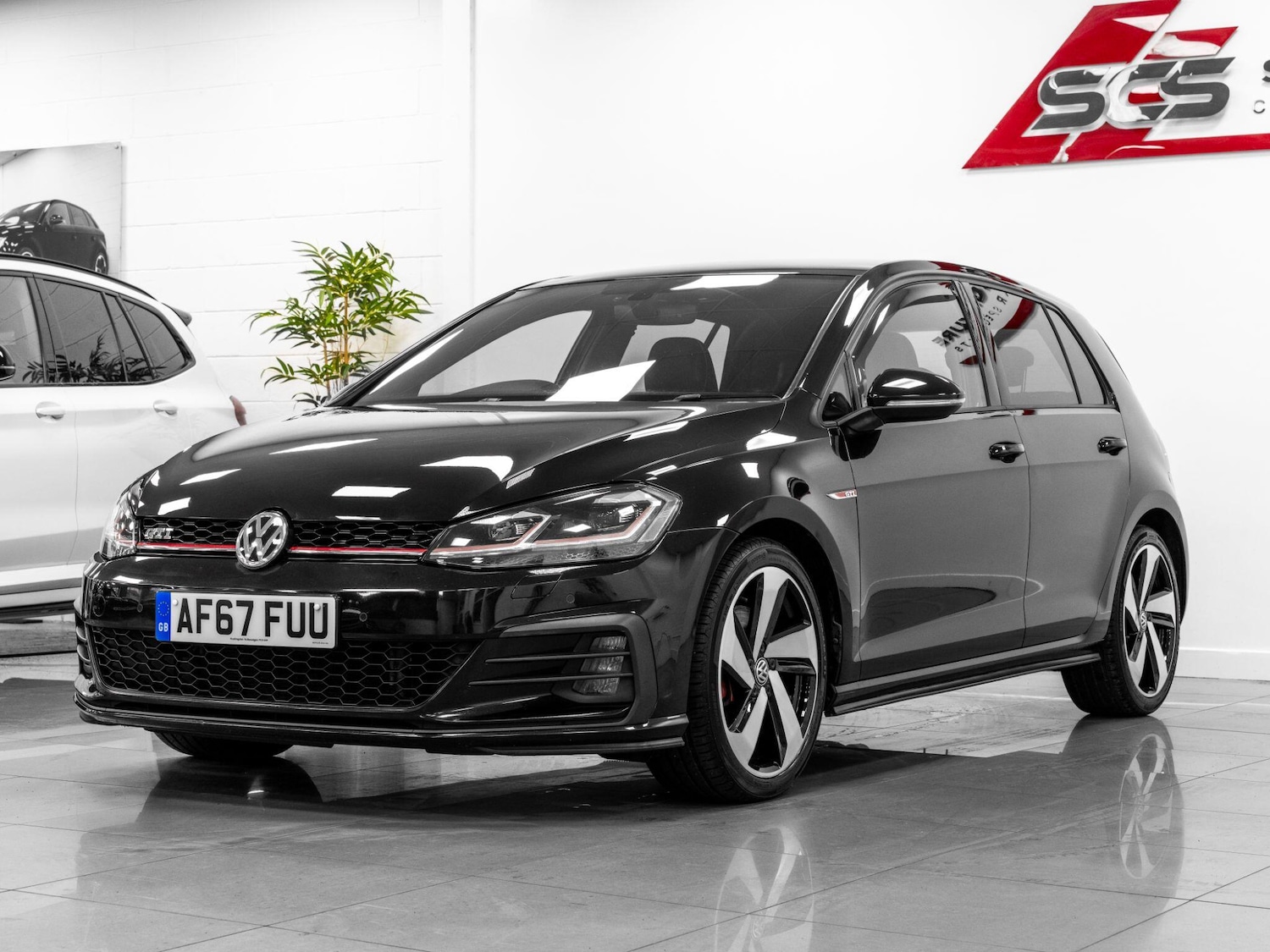 Used Volkswagen Golf 2017 for sale - 77266896: Photo 2
