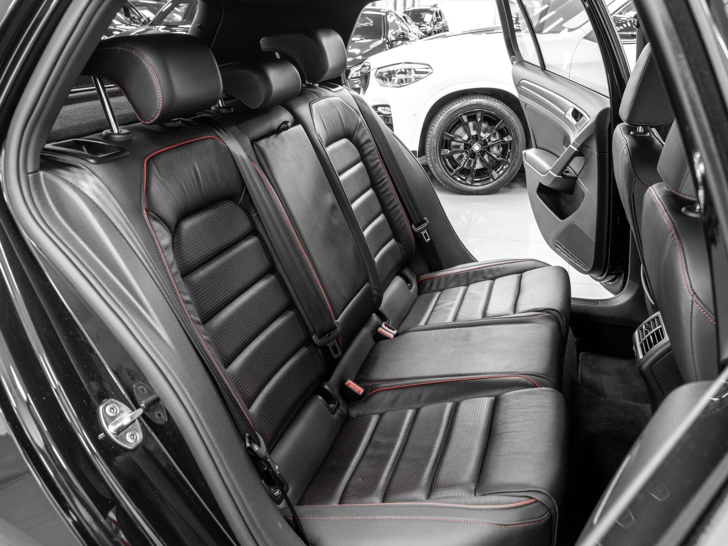 Used Volkswagen Golf 2017 for sale - 77266896: Photo 22