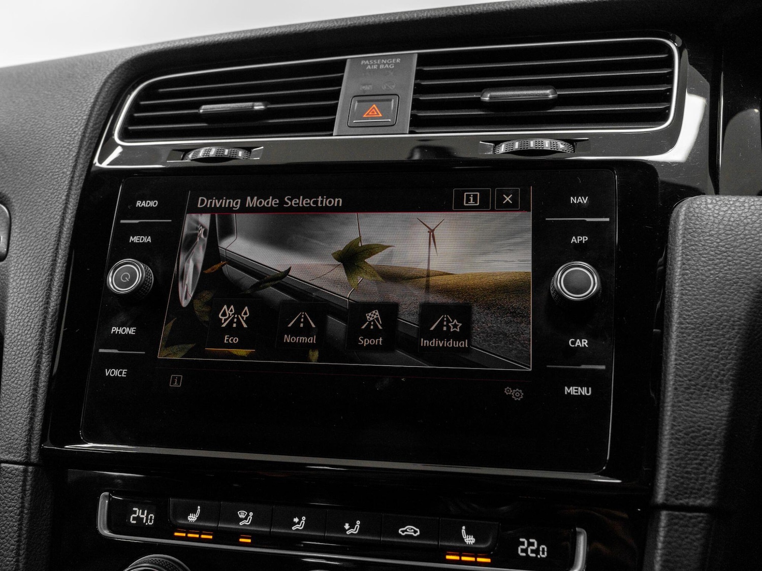 Used Volkswagen Golf 2017 for sale - 77266896: Photo 47