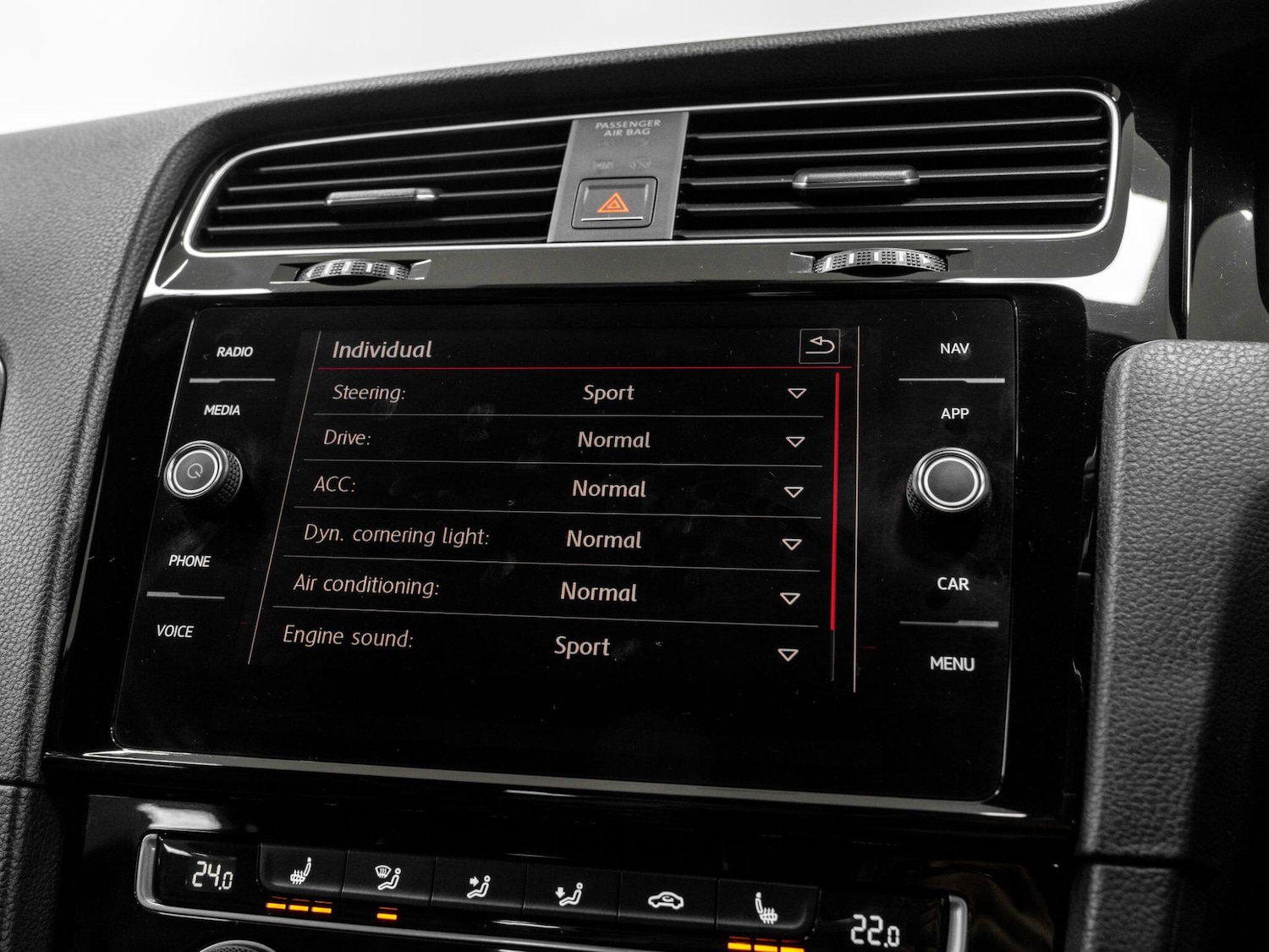 Used Volkswagen Golf 2017 for sale - 77266896: Photo 48