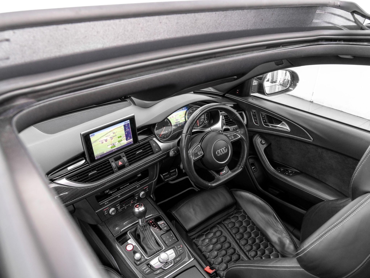 Used Audi RS6 2015 for sale - 76549782: Photo 23