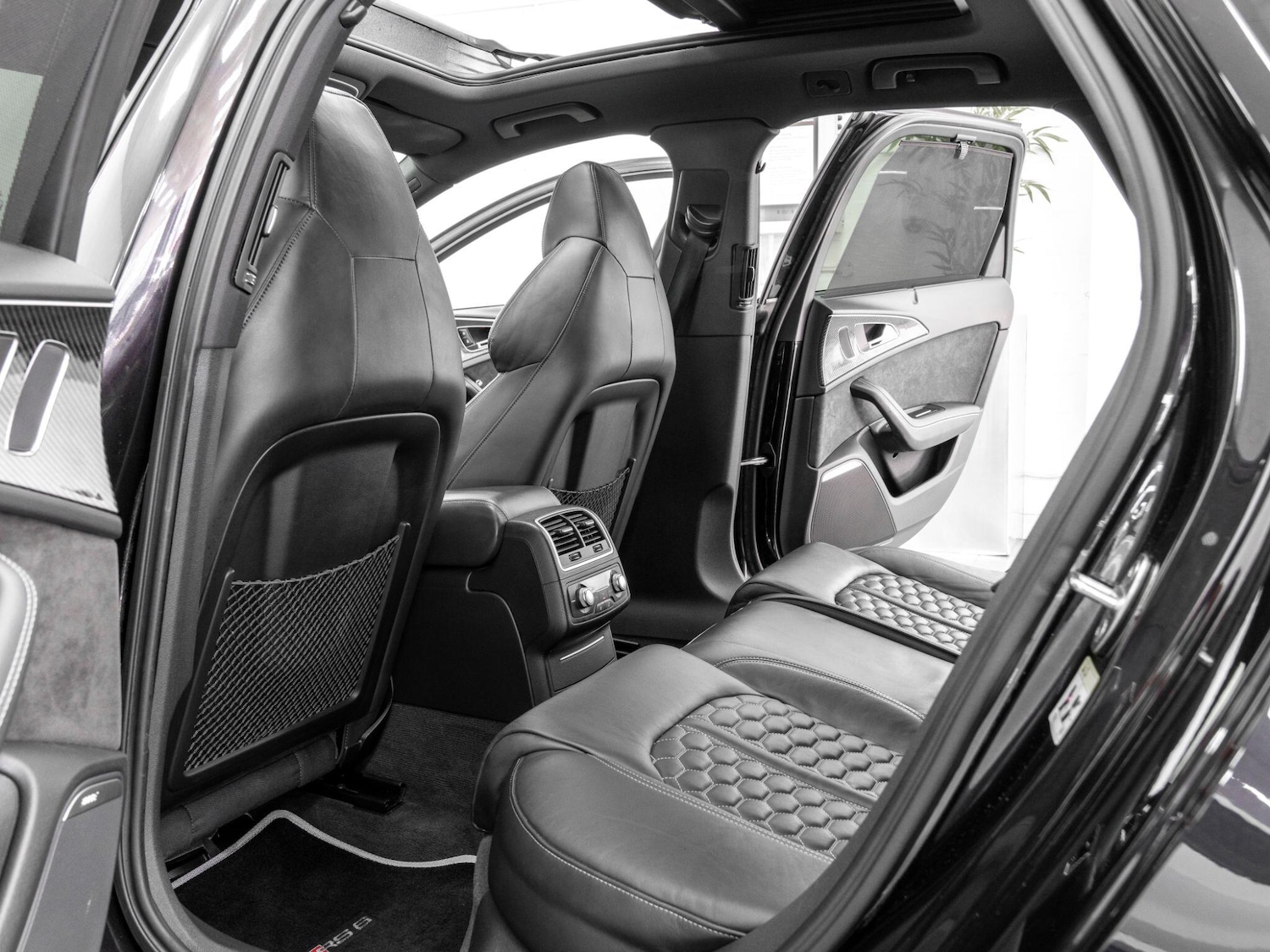 Used Audi RS6 2015 for sale - 76549782: Photo 30