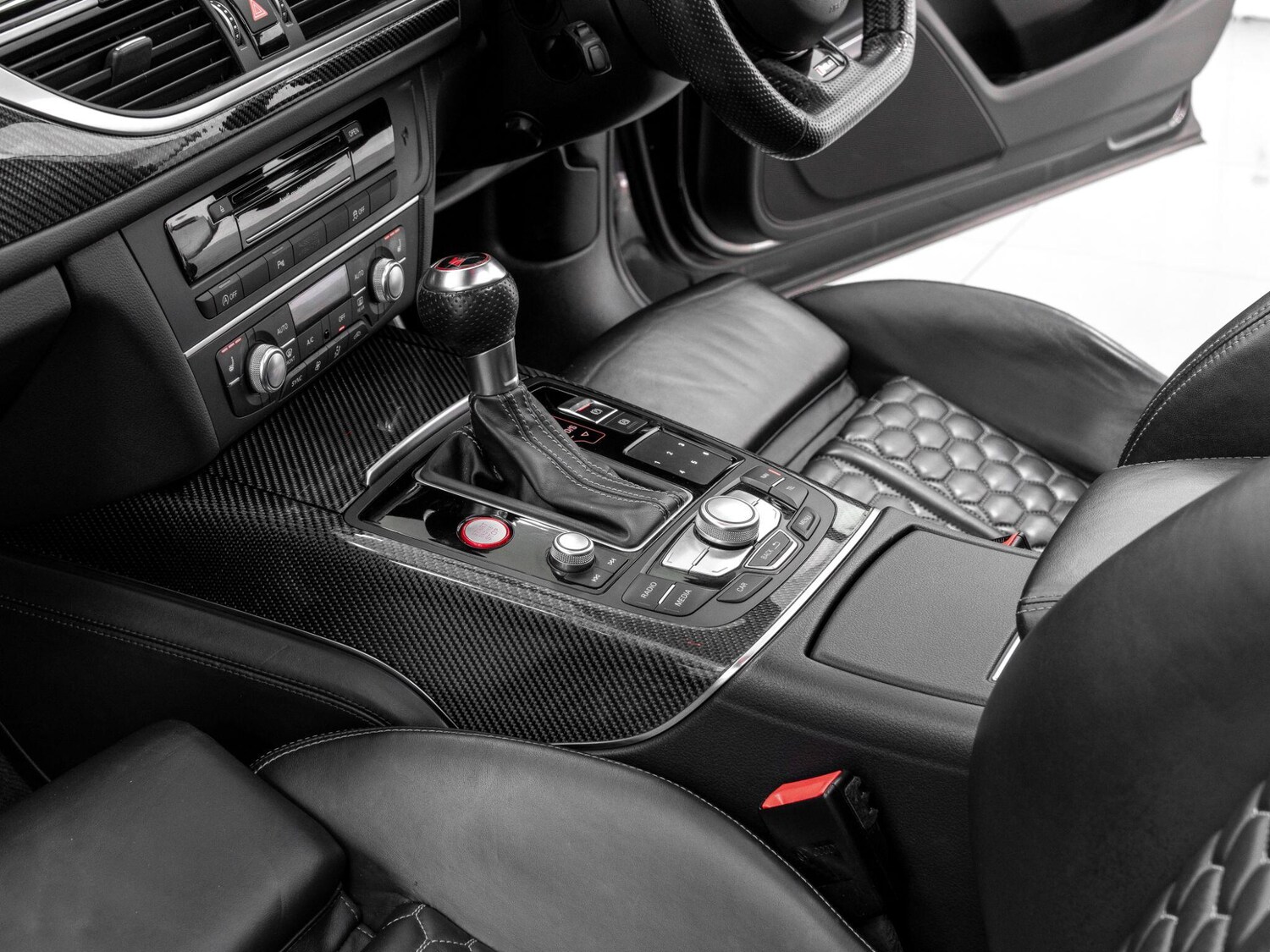 Used Audi RS6 2015 for sale - 76549782: Photo 58