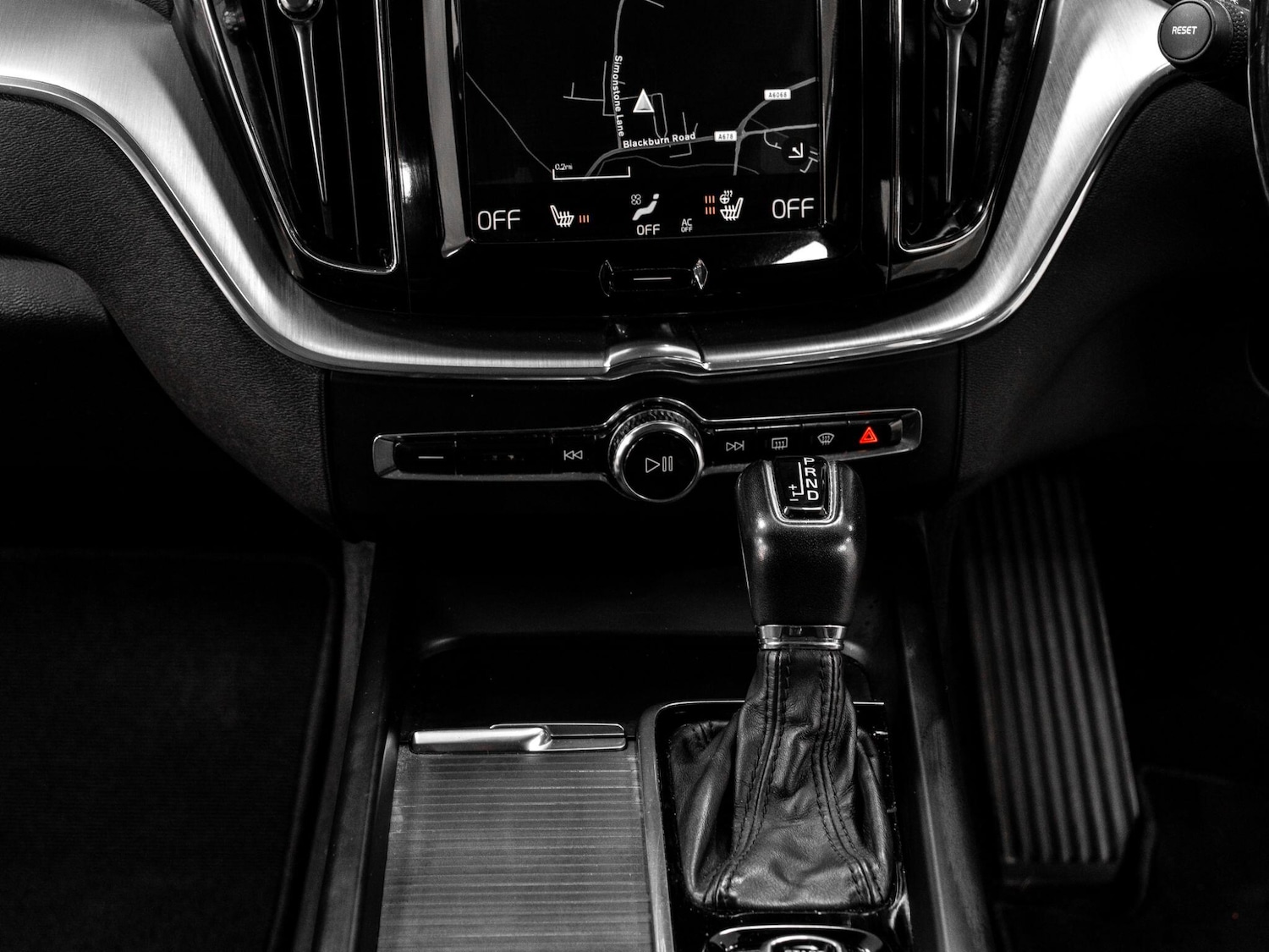 Used Volvo XC60 2017 for sale - 78170527: Photo 33