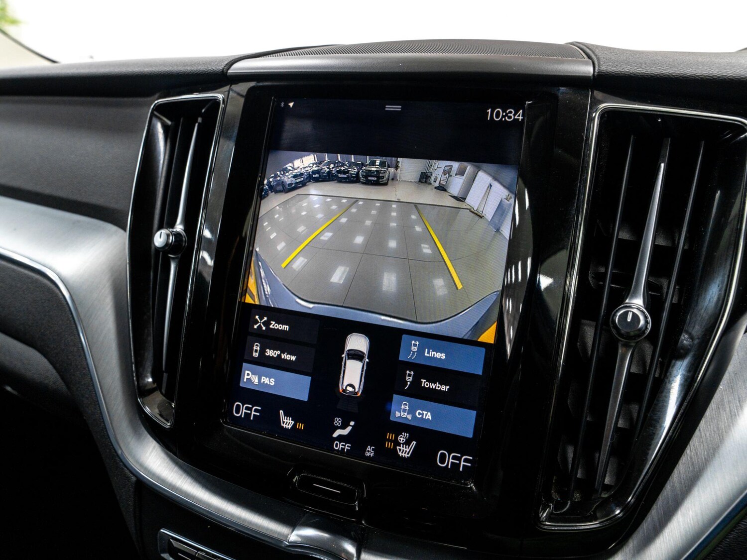 Used Volvo XC60 2017 for sale - 78170527: Photo 38