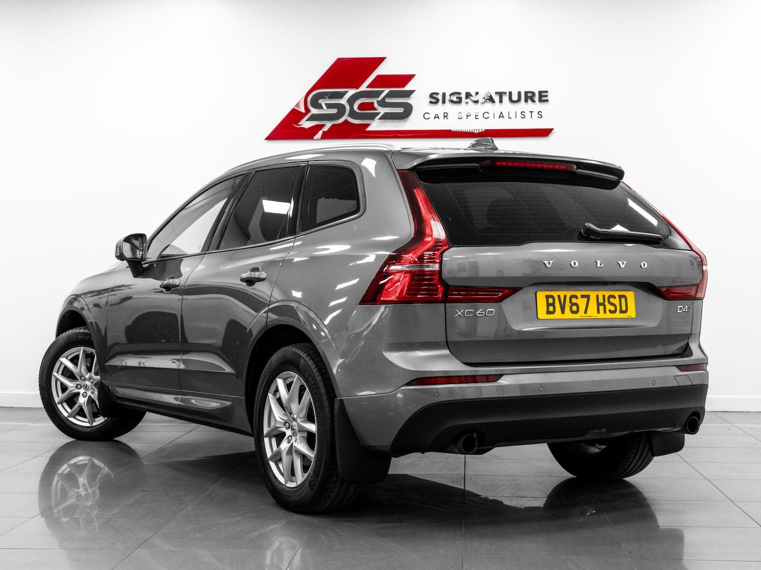 Used Volvo XC60 2017 for sale - 78170527: Photo 4