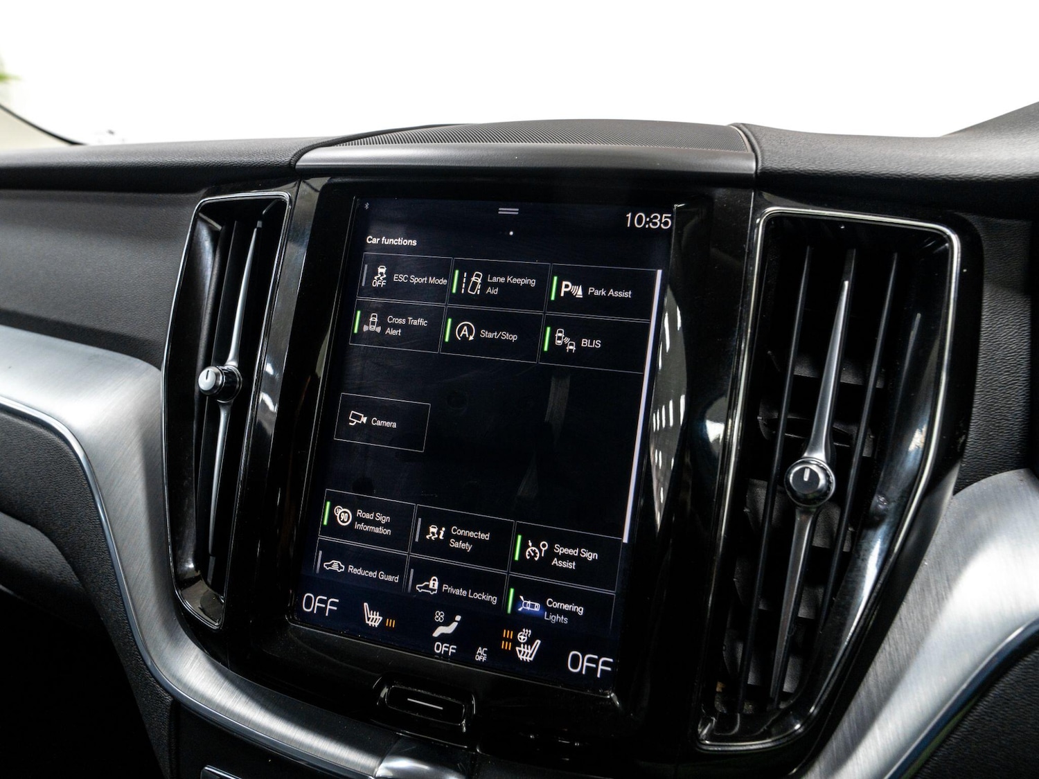 Used Volvo XC60 2017 for sale - 78170527: Photo 42