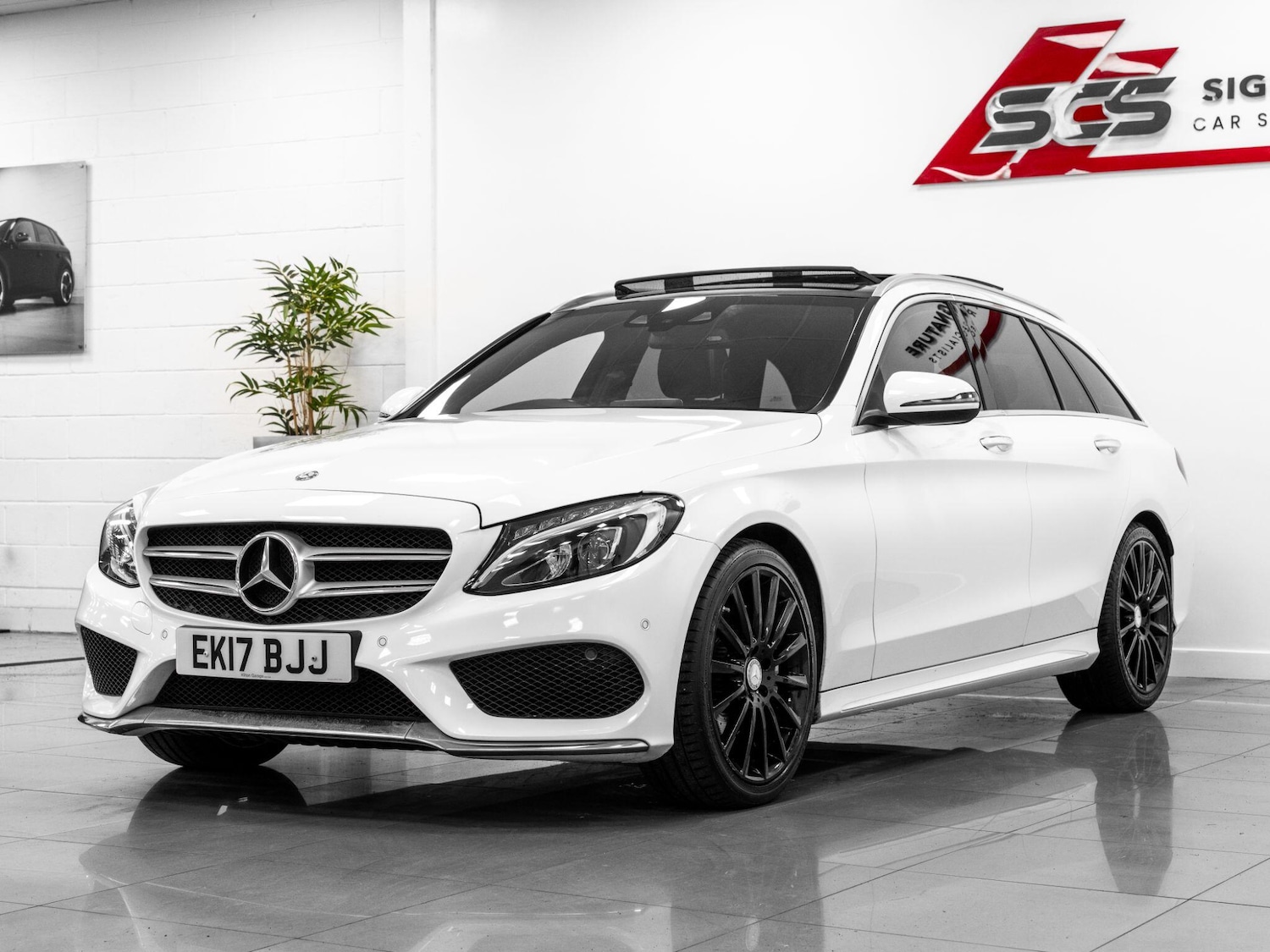 Used Mercedes-Benz C Class for sale - 77305959: Photo 2