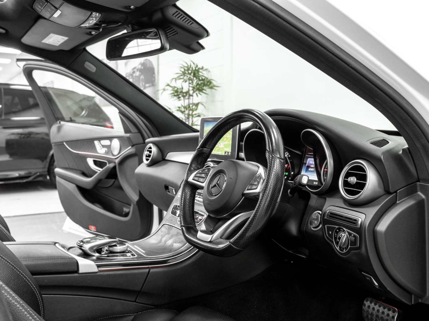 Used Mercedes-Benz C Class for sale - 77305959: Photo 41