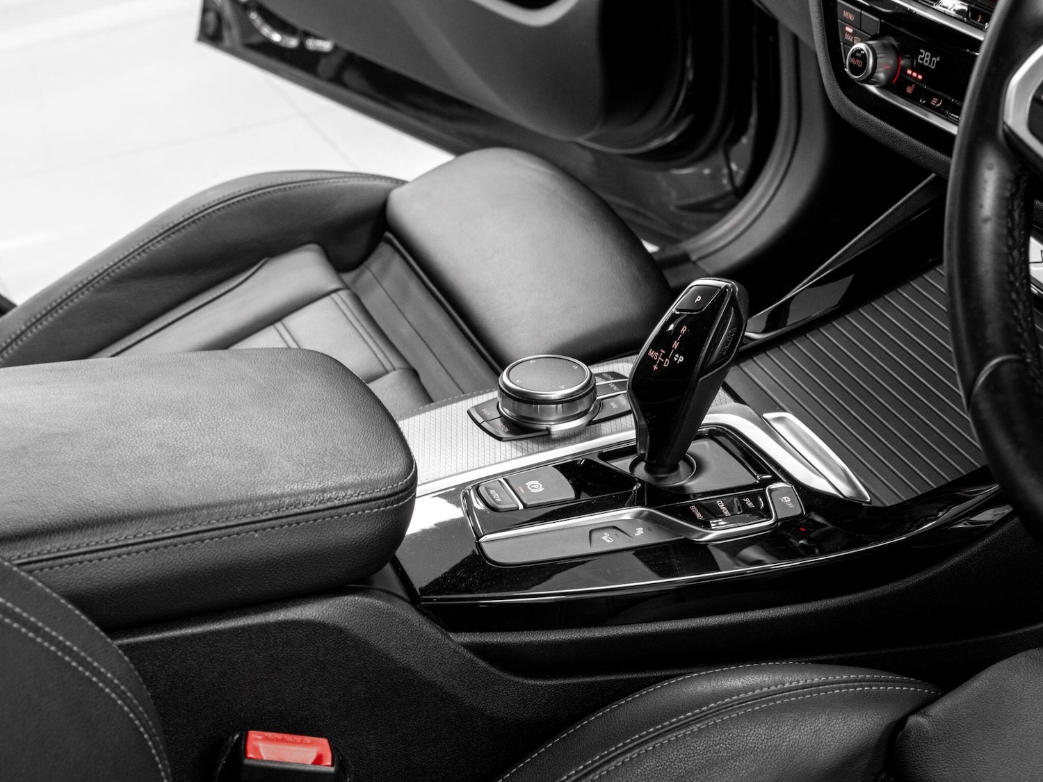 Used BMW X3 2018 for sale - 76633637: Photo 41