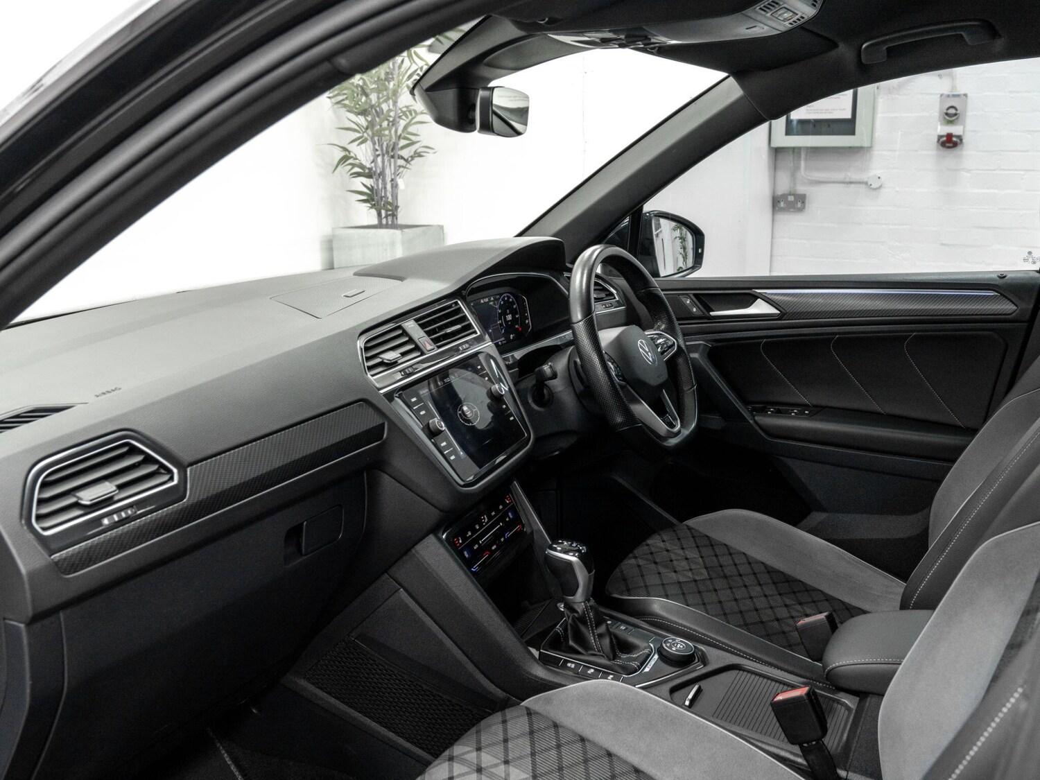 Used Volkswagen Tiguan for sale - 77598874: Photo 19