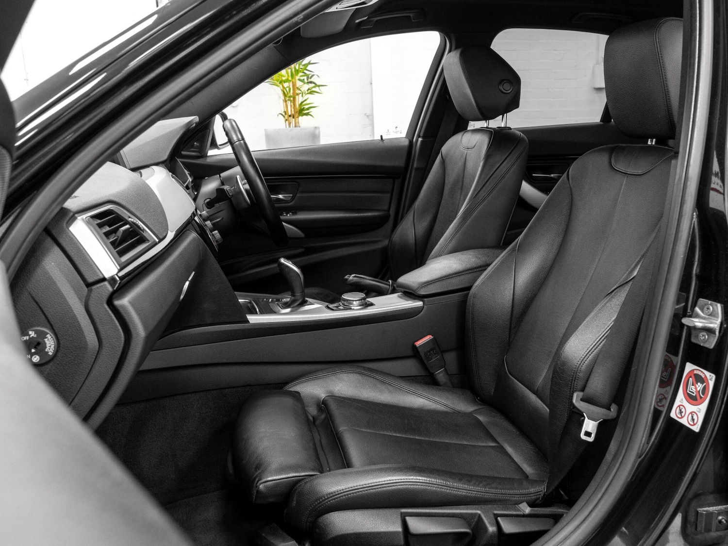 Used BMW 3 Series 2016 for sale - 77052493: Photo 20