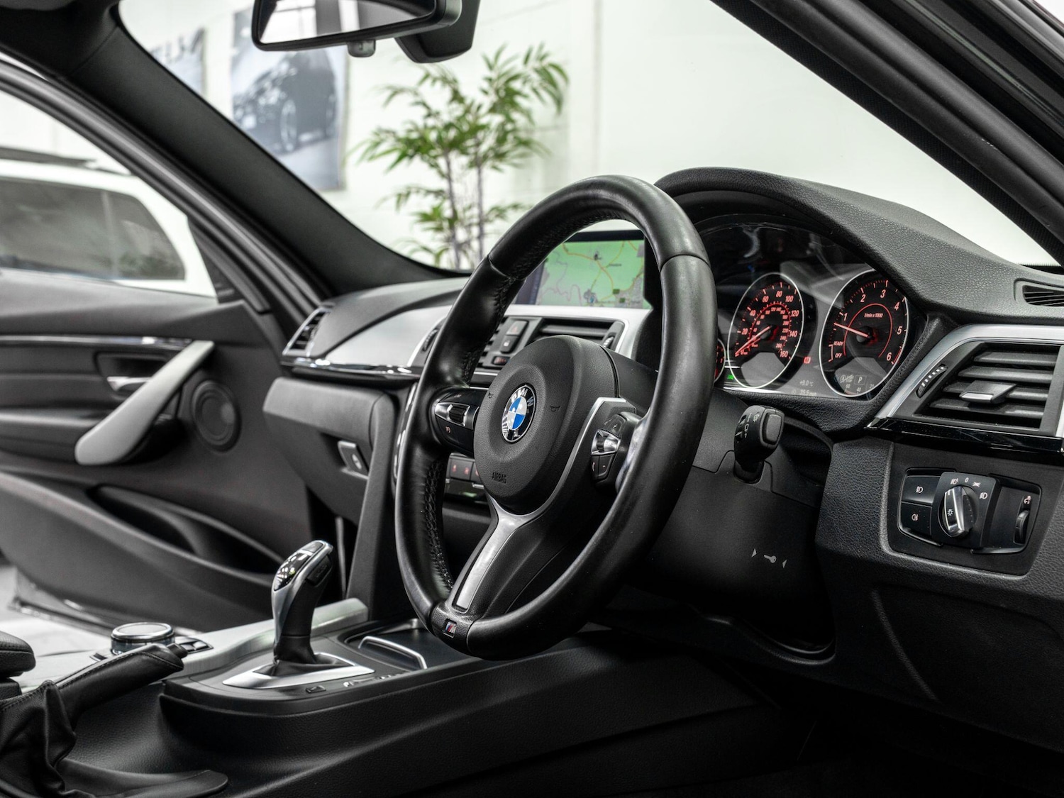 Used BMW 3 Series 2016 for sale - 77052493: Photo 34