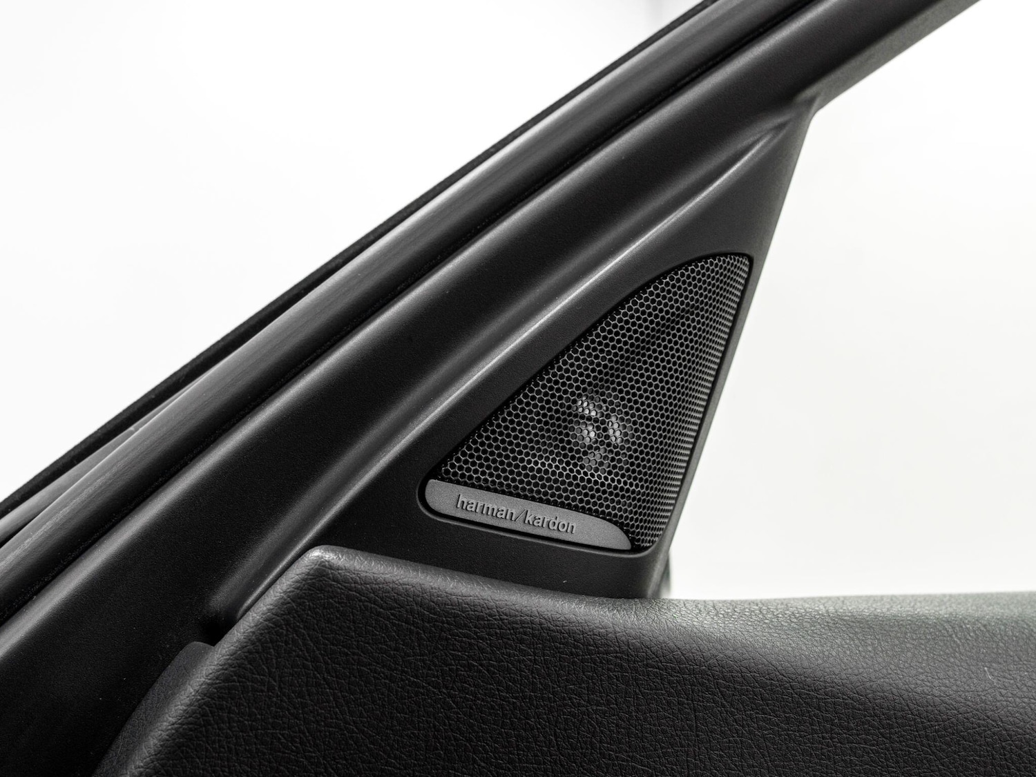 Used BMW 3 Series 2016 for sale - 77052493: Photo 41