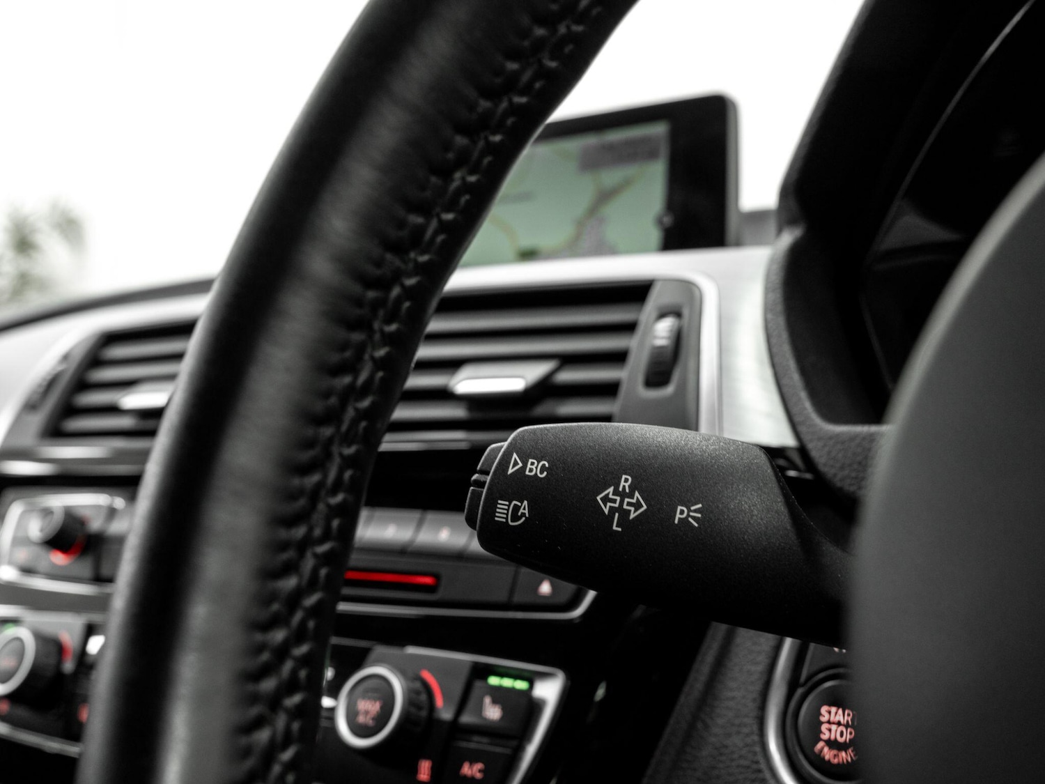 Used BMW 3 Series 2016 for sale - 77052493: Photo 43