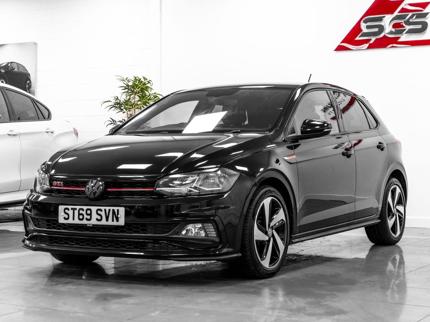 Used Volkswagen Polo for sale - 77549512: Photo 2