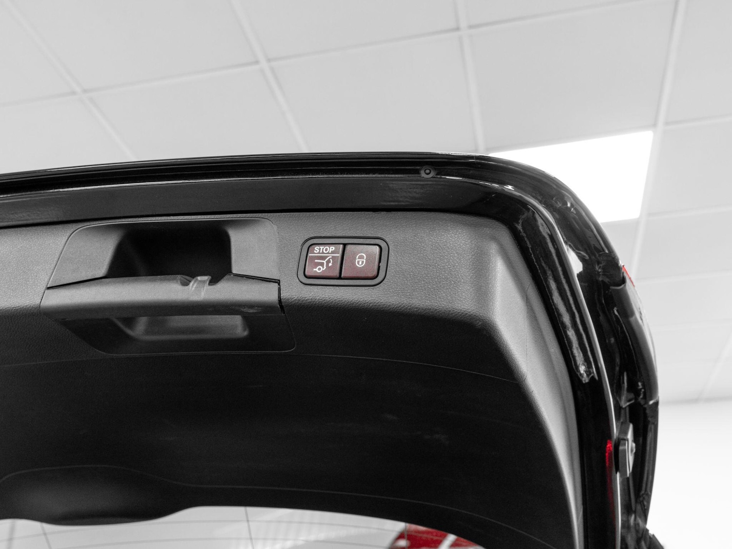 Used Mercedes-Benz C Class 2017 for sale - 77131809: Photo 30