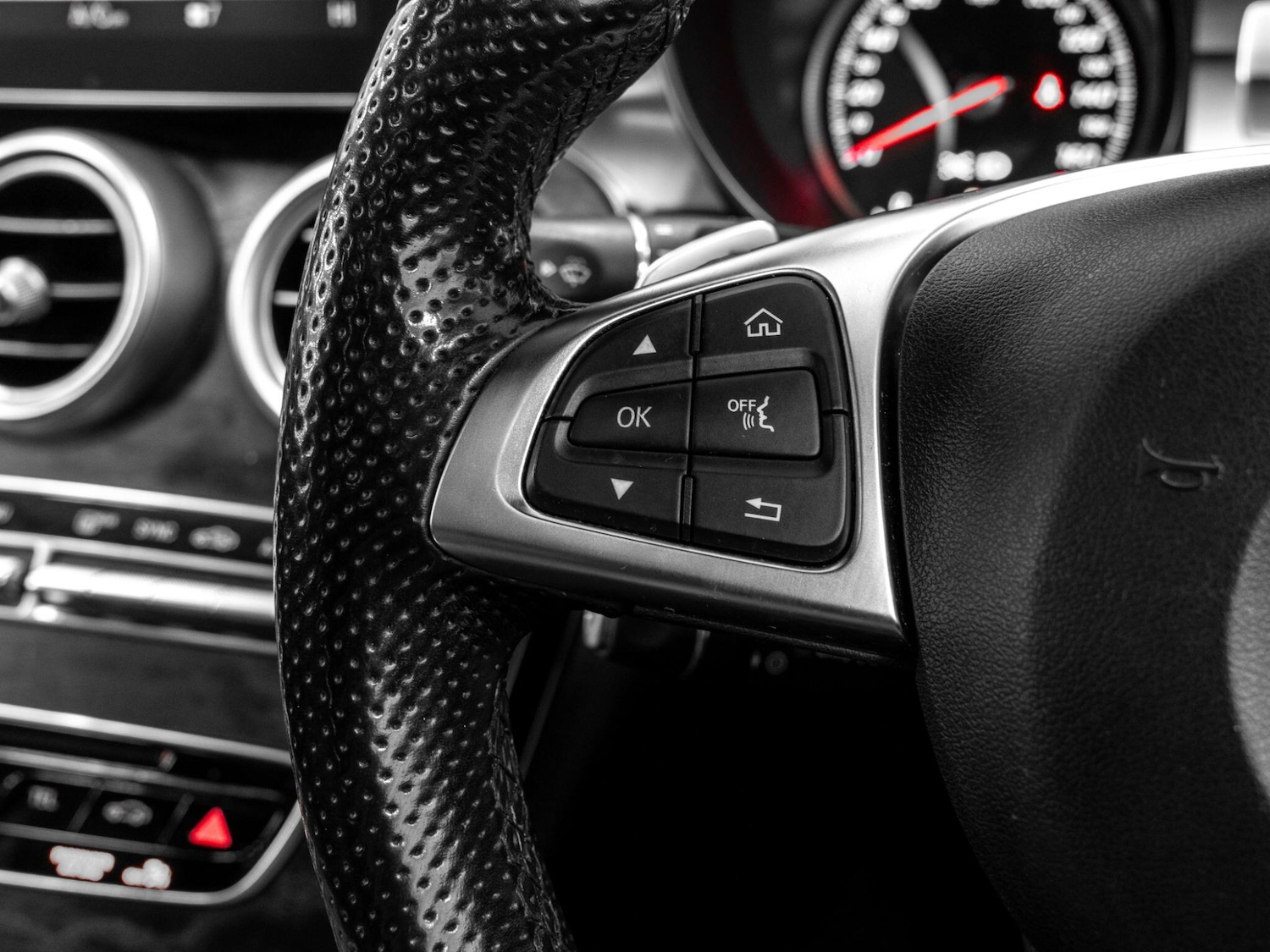 Used Mercedes-Benz C Class 2017 for sale - 77131809: Photo 51