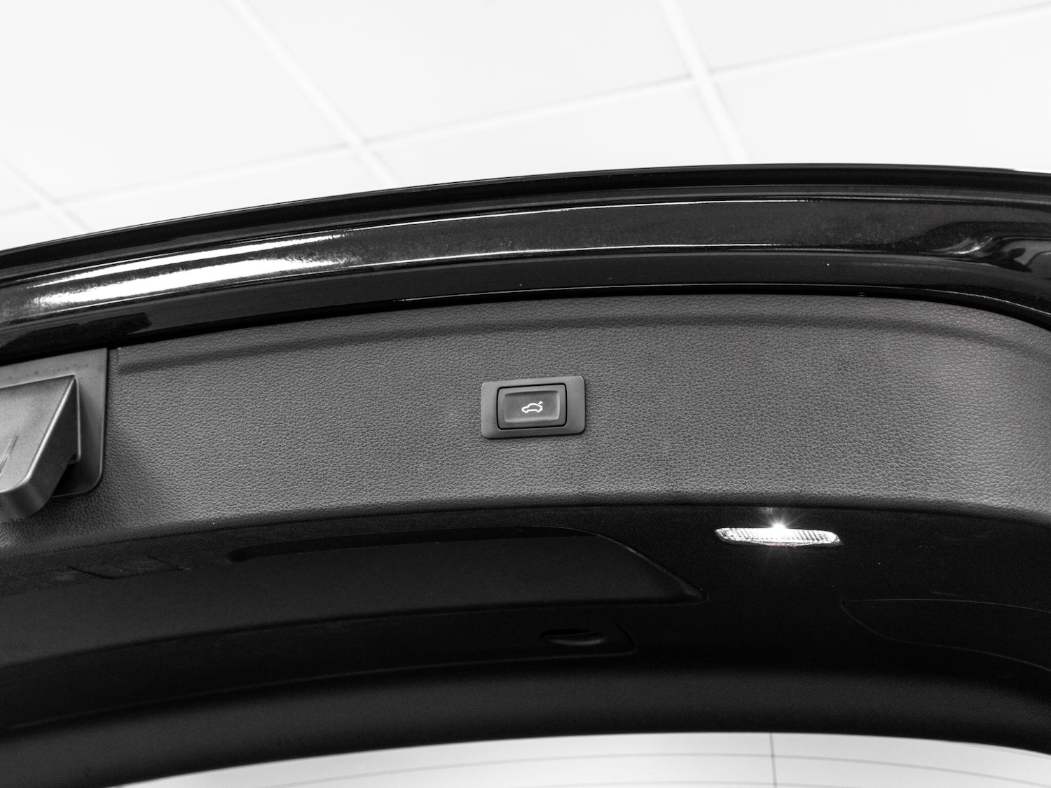 Used Audi Q5 2018 for sale - 76522266: Photo 30