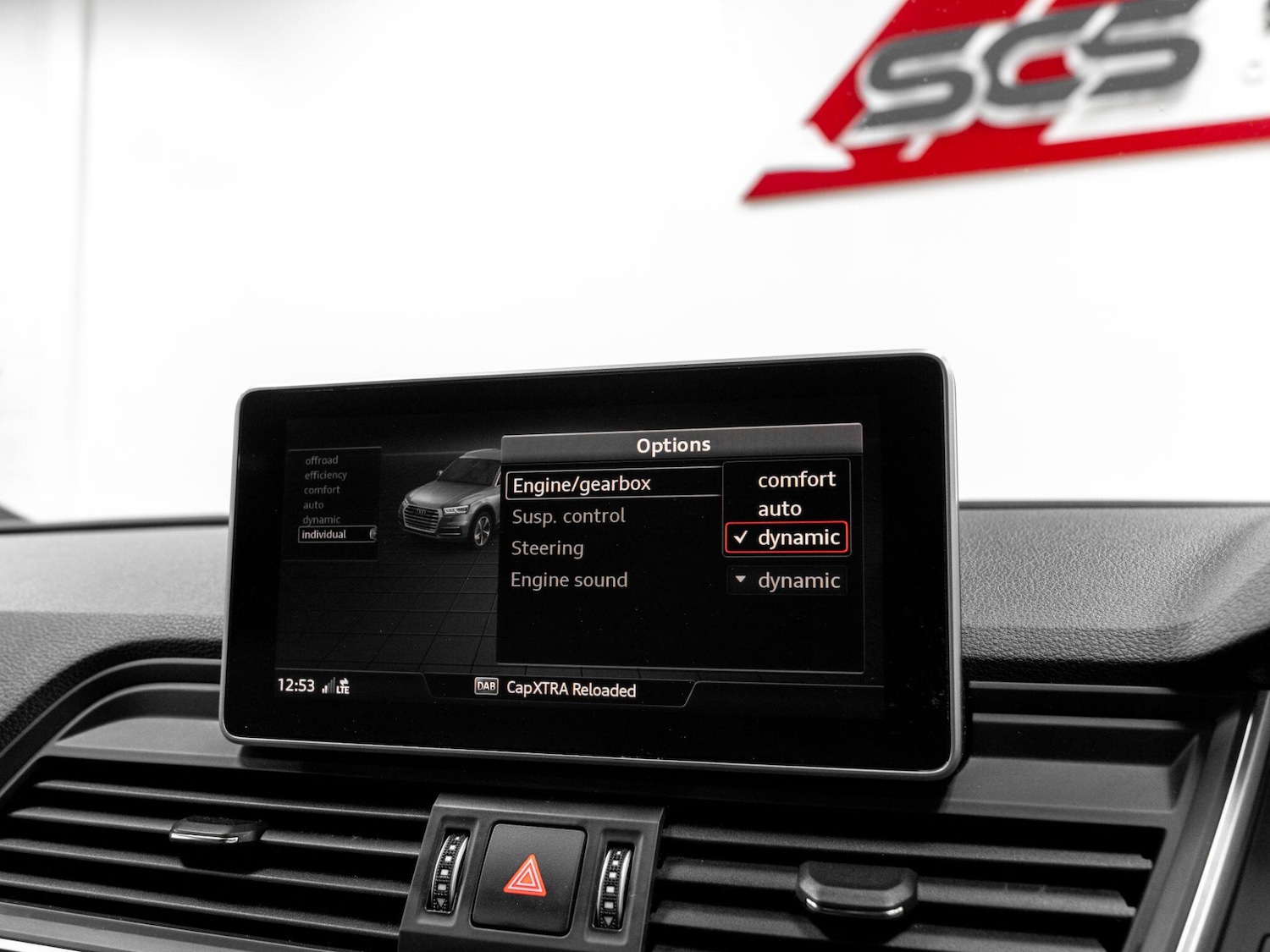 Used Audi Q5 2018 for sale - 76522266: Photo 65