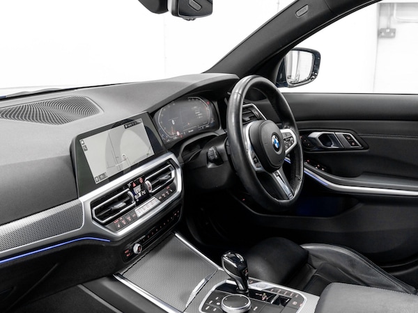 Used BMW 3 Series 2021 for sale - 76240175: Photo 42
