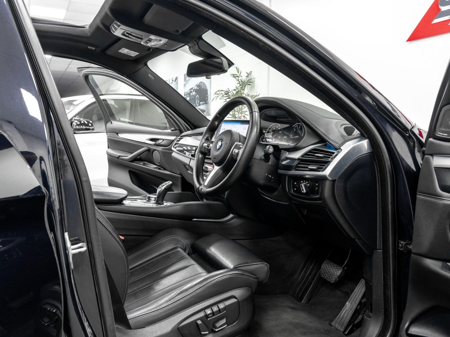 Used BMW X6 2018 for sale - 76472875: Photo 16