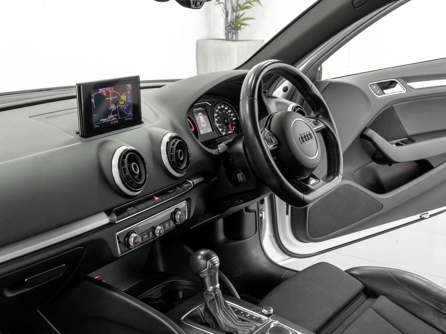 Used Audi A3 2015 for sale - 78086276: Photo 28