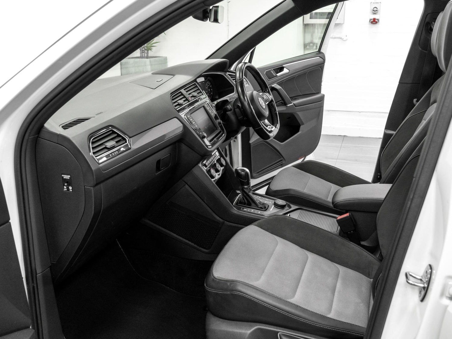 Used Volkswagen Tiguan 2017 for sale - 77892291: Photo 17