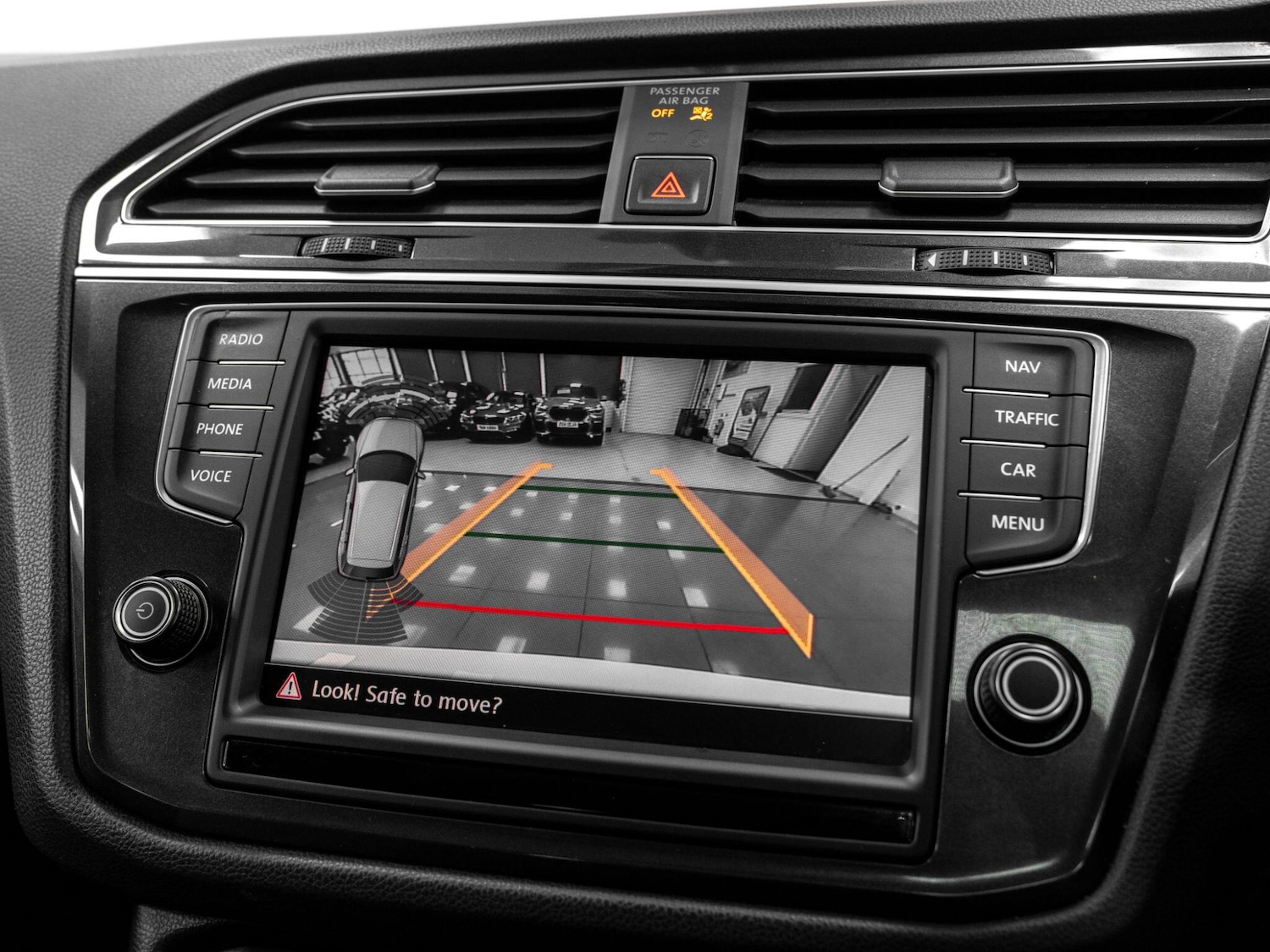 Used Volkswagen Tiguan 2017 for sale - 77892291: Photo 40