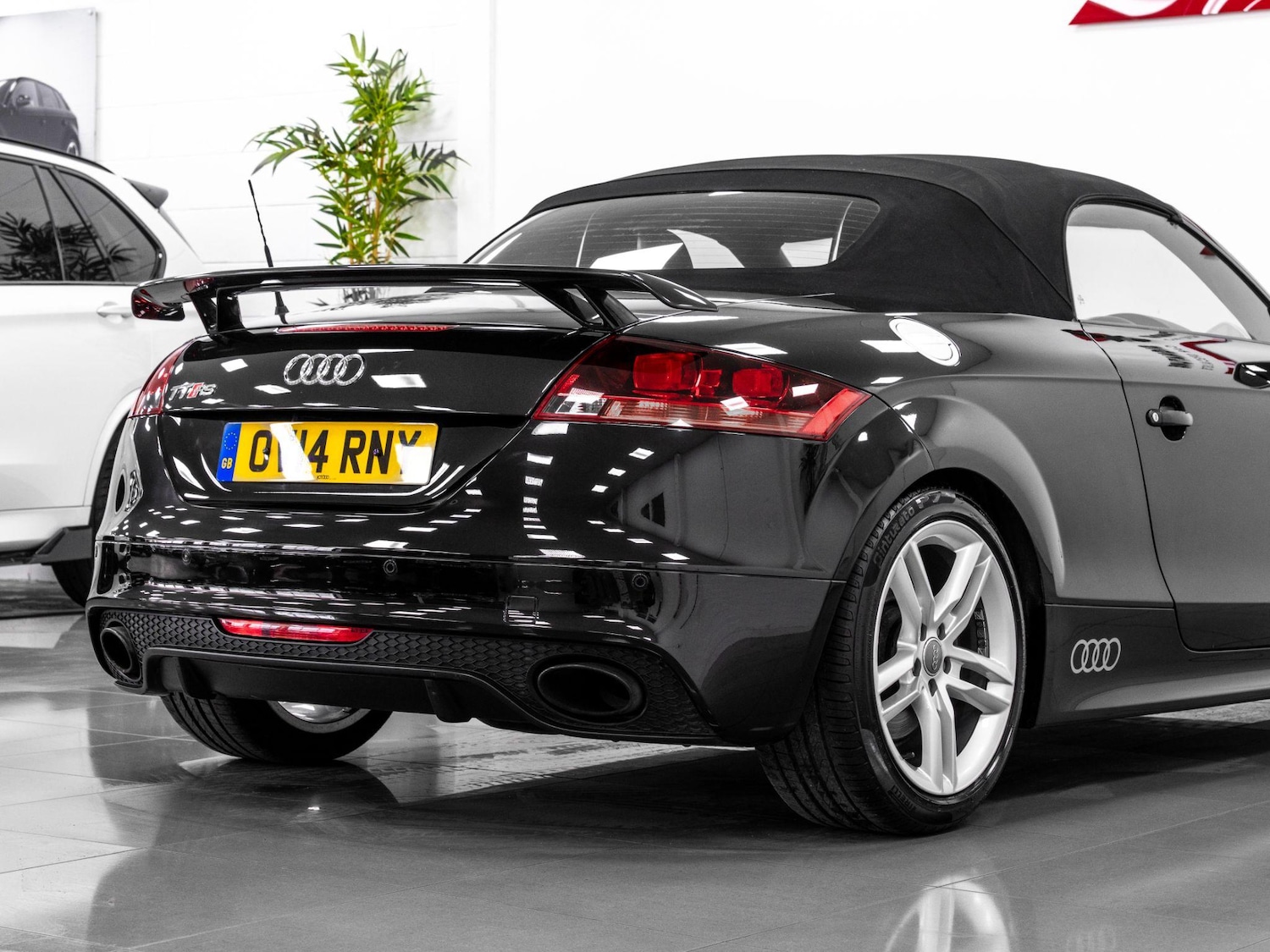 Used Audi TT RS for sale - 76473789: Photo 32