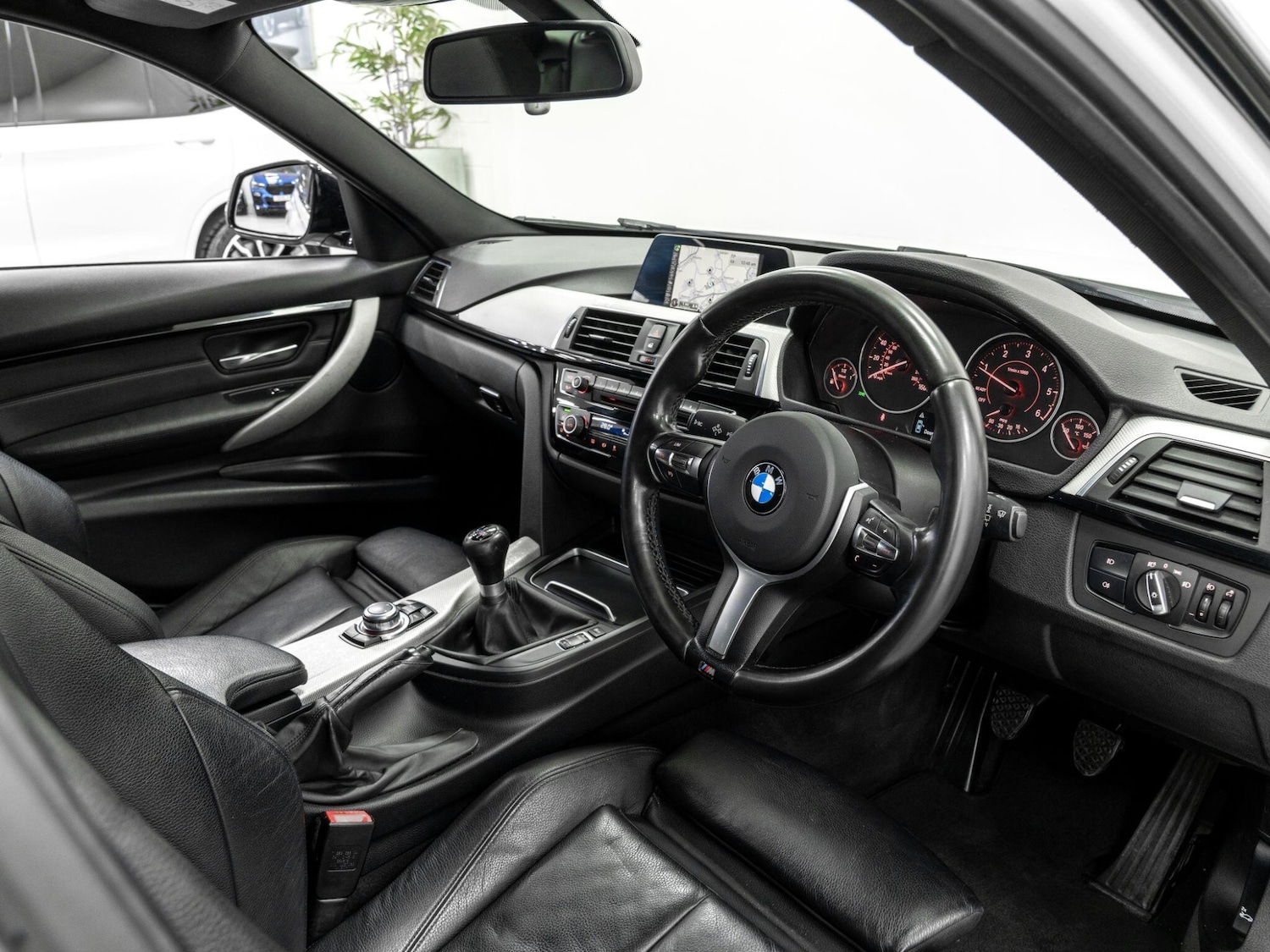 Used BMW 3 Series 2015 for sale - 77898673: Photo 18