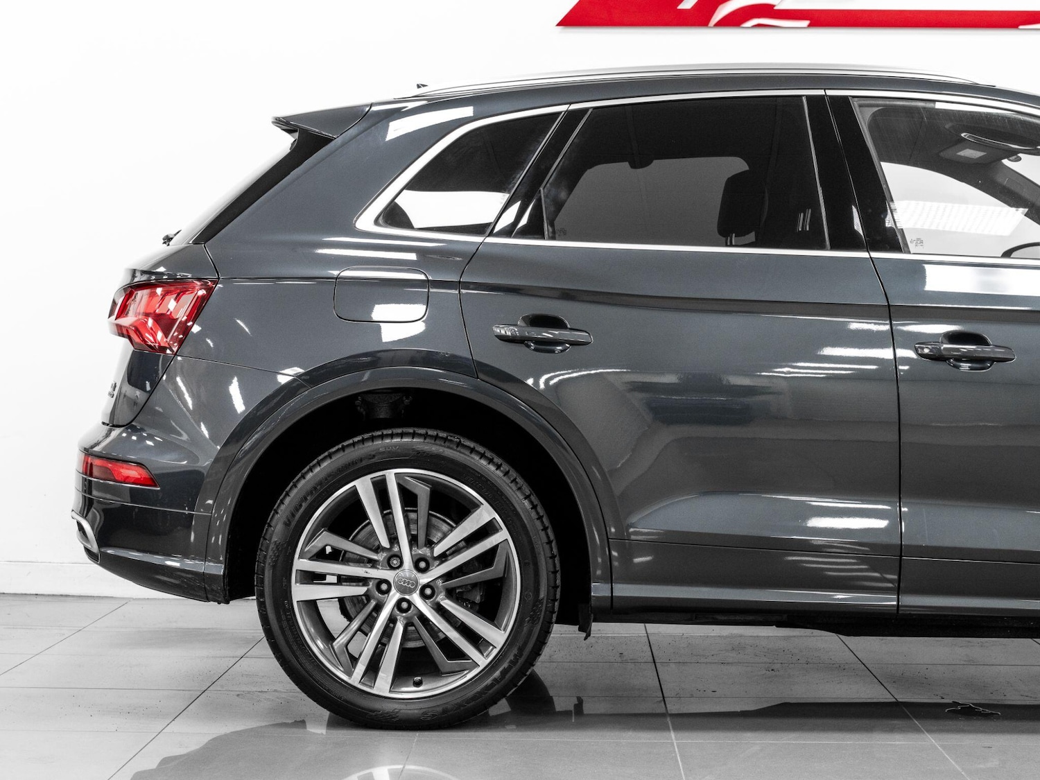 Used Audi Q5 2018 for sale - 76432356: Photo 13
