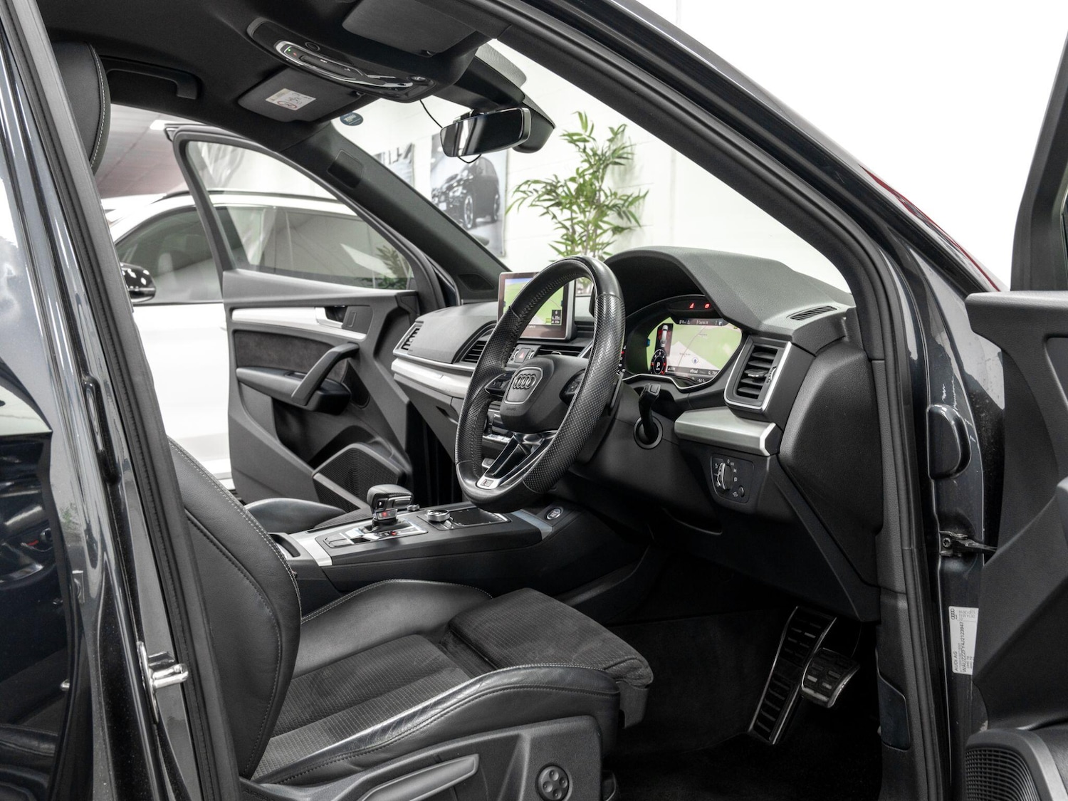 Used Audi Q5 2018 for sale - 76432356: Photo 16