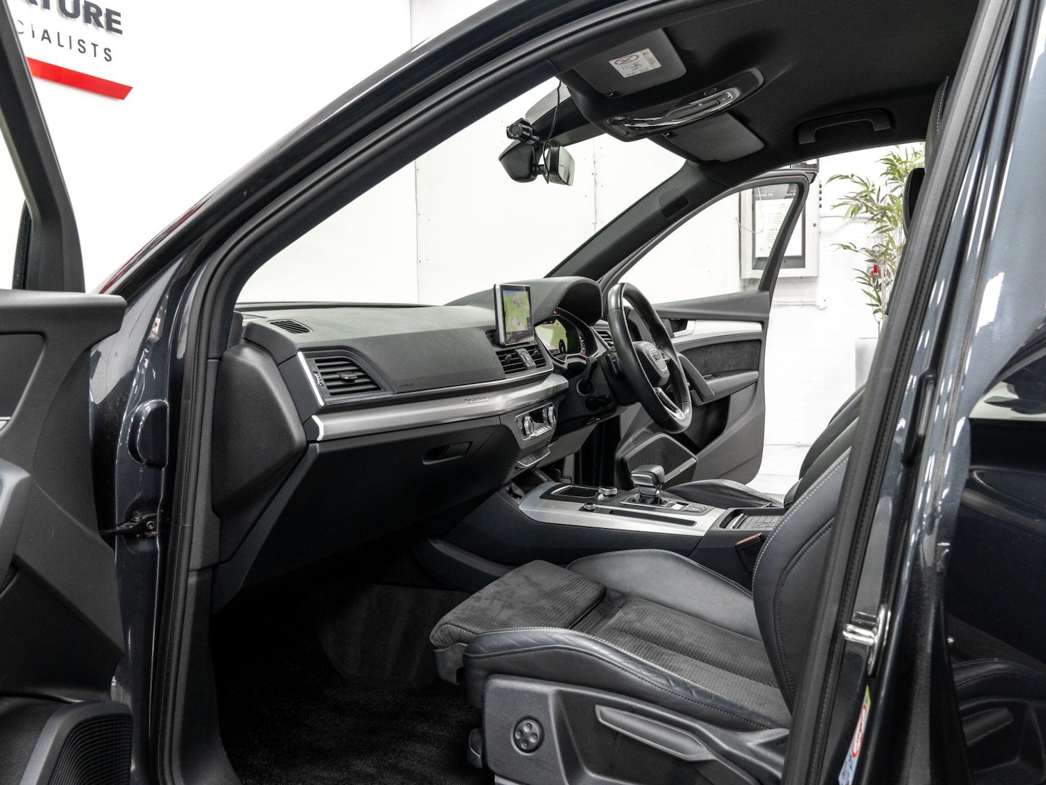 Used Audi Q5 2018 for sale - 76432356: Photo 17