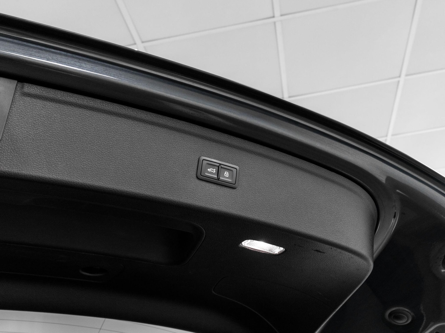 Used Audi Q5 2018 for sale - 76432356: Photo 28