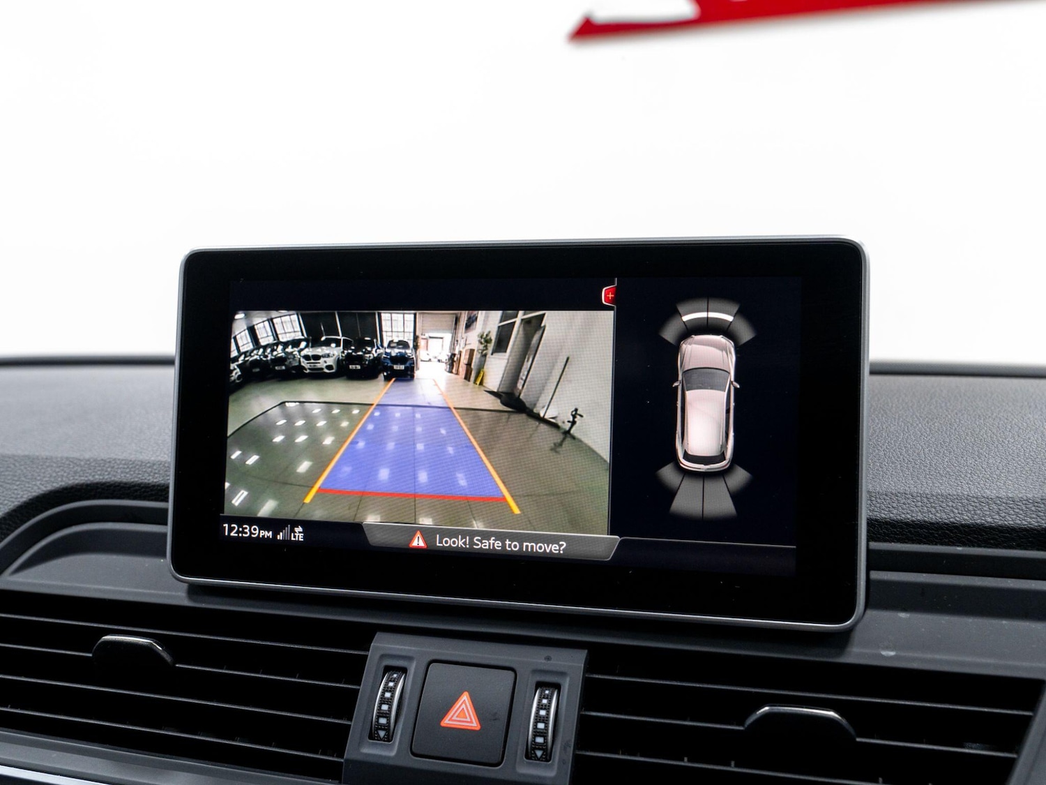 Used Audi Q5 2018 for sale - 76432356: Photo 51