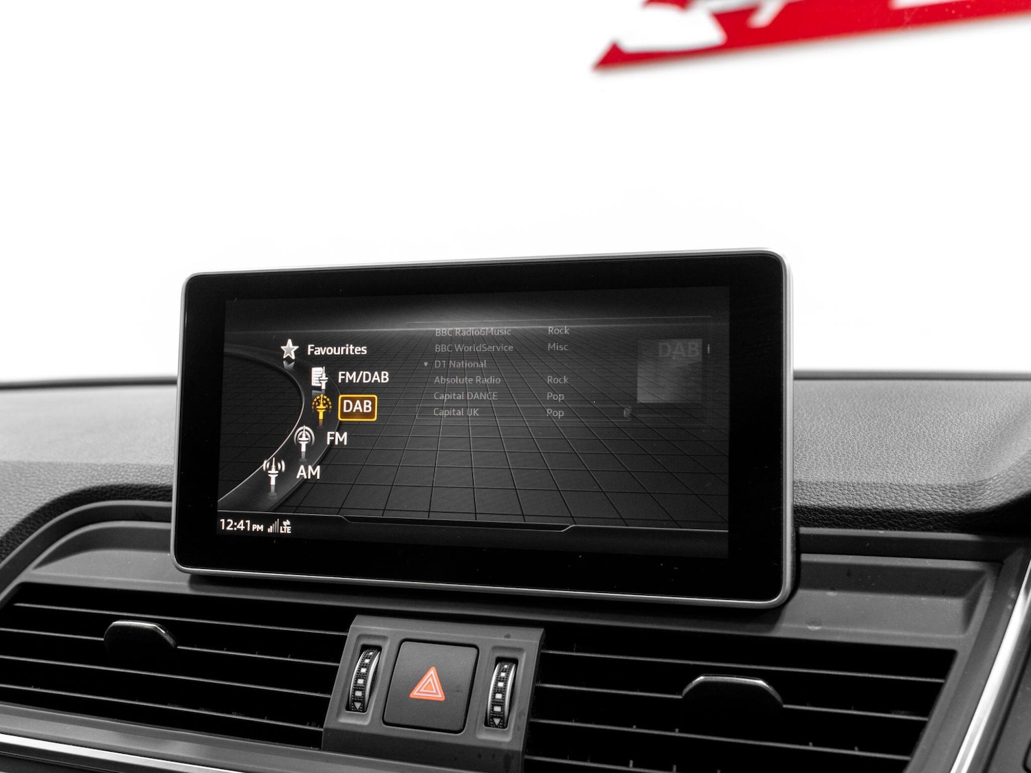 Used Audi Q5 2018 for sale - 76432356: Photo 55