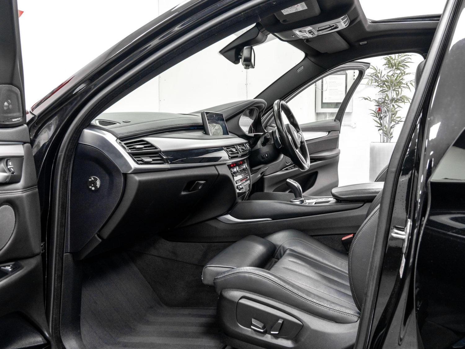 Used BMW X6 2018 for sale - 76990645: Photo 16