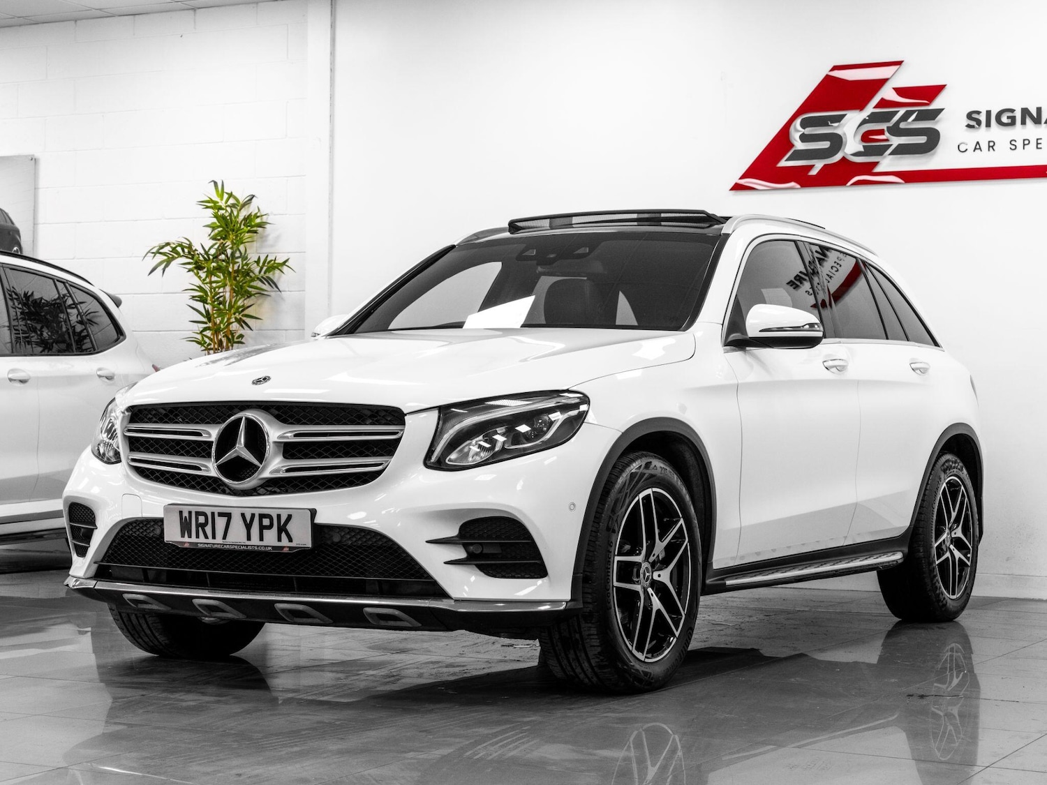 Used Mercedes-Benz GLC 2017 for sale - 76059309: Photo 2